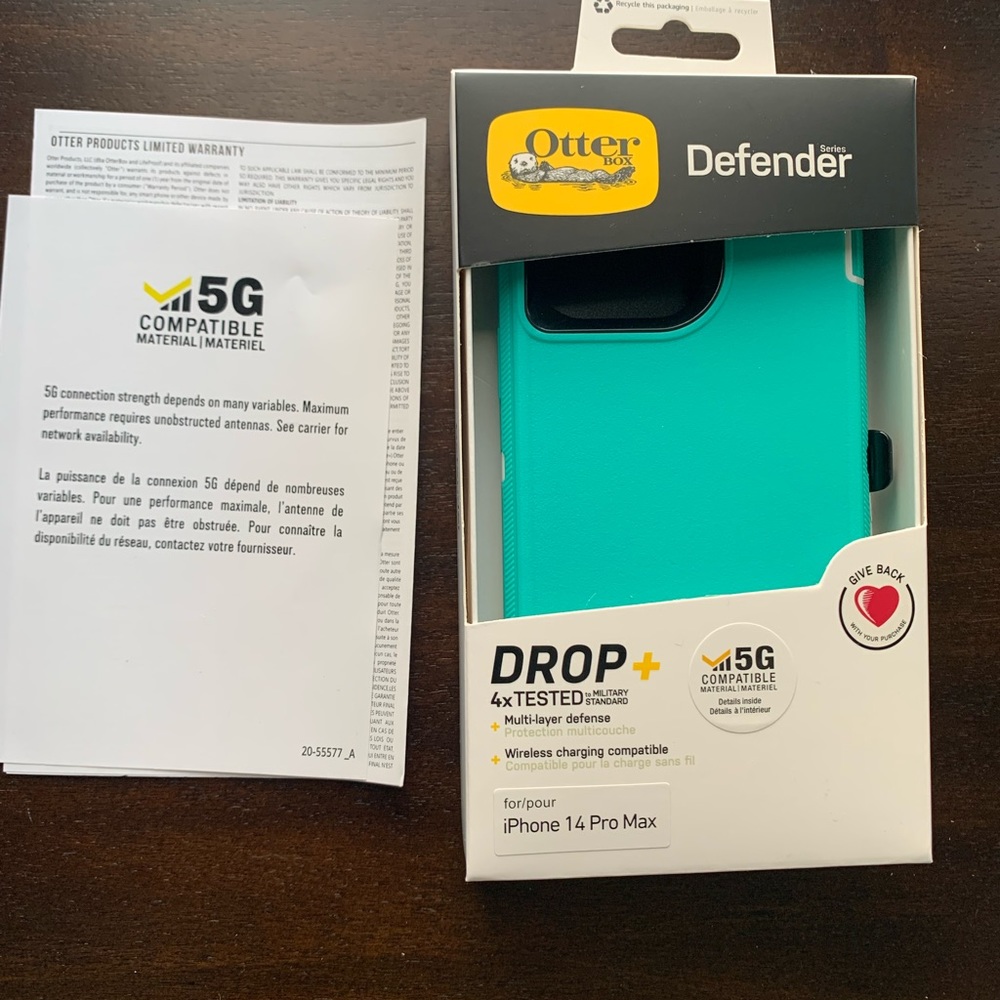 iPhone 14 Pro Max otterbox defender case